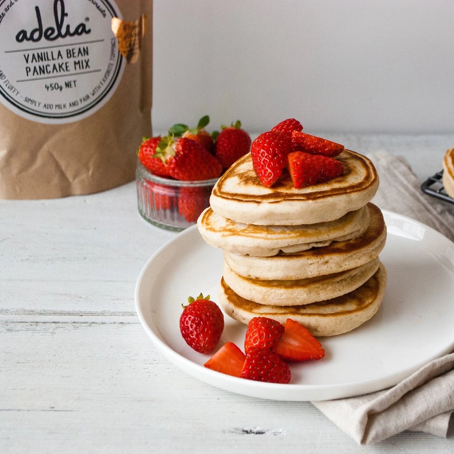 Adelia: Vanilla Bean Pancake mix